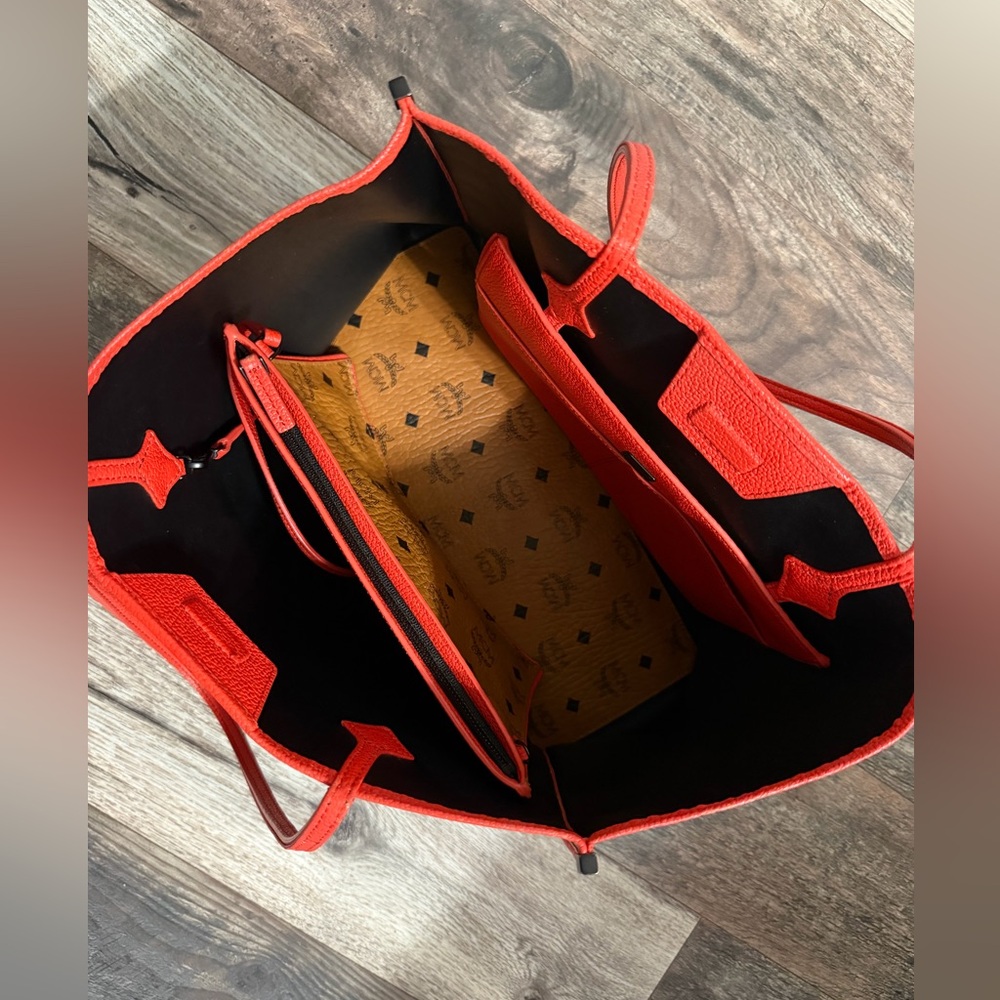 MCM Visetos Tote Bag + Wristlet Pouch - Picture 5 of 11